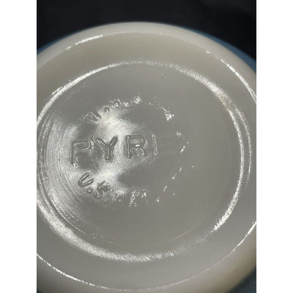 VTG PYREX Blue Mixing Bowl‎ 1945-1949 1.5 Pint No # on Bottom - Picture 3 of 12